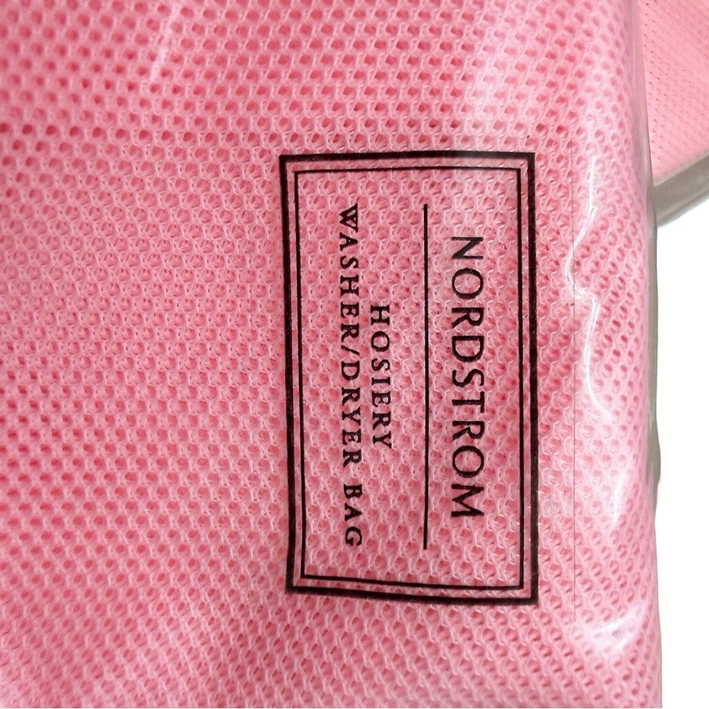 Nordstrom Pink Mesh Washer Dryer Bag set of 2 - Picture 2 of 5